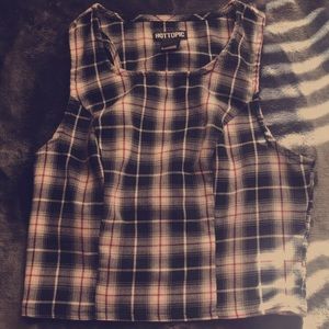 🖤HOT TOPIC🖤Plaid Sleeveless Crop Top